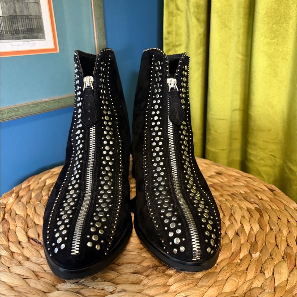 Alaia Black Suede Ankle Zip Up Booties with Silver Studs. Size 38/ US 8 $1600+
